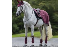 Horseware Rambo® Fleece Competition Sheet Burgundy