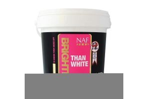 NAF Brighter Than White Chalk Powder