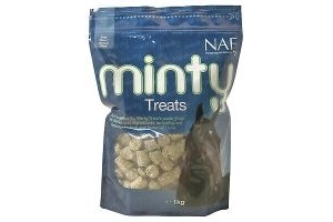 NAF Horse Treats Made From Natural Ingredients 1kg Hedgy Minty Appy Cherry