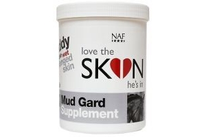 NAF Love The Skin Hes In Mud Gard Horse Supplement 690g